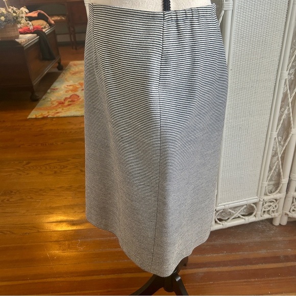 Talbots Stripe Pencil Skirt Navy Blue and White Textured Plus size 18W Petite - Picture 5 of 15